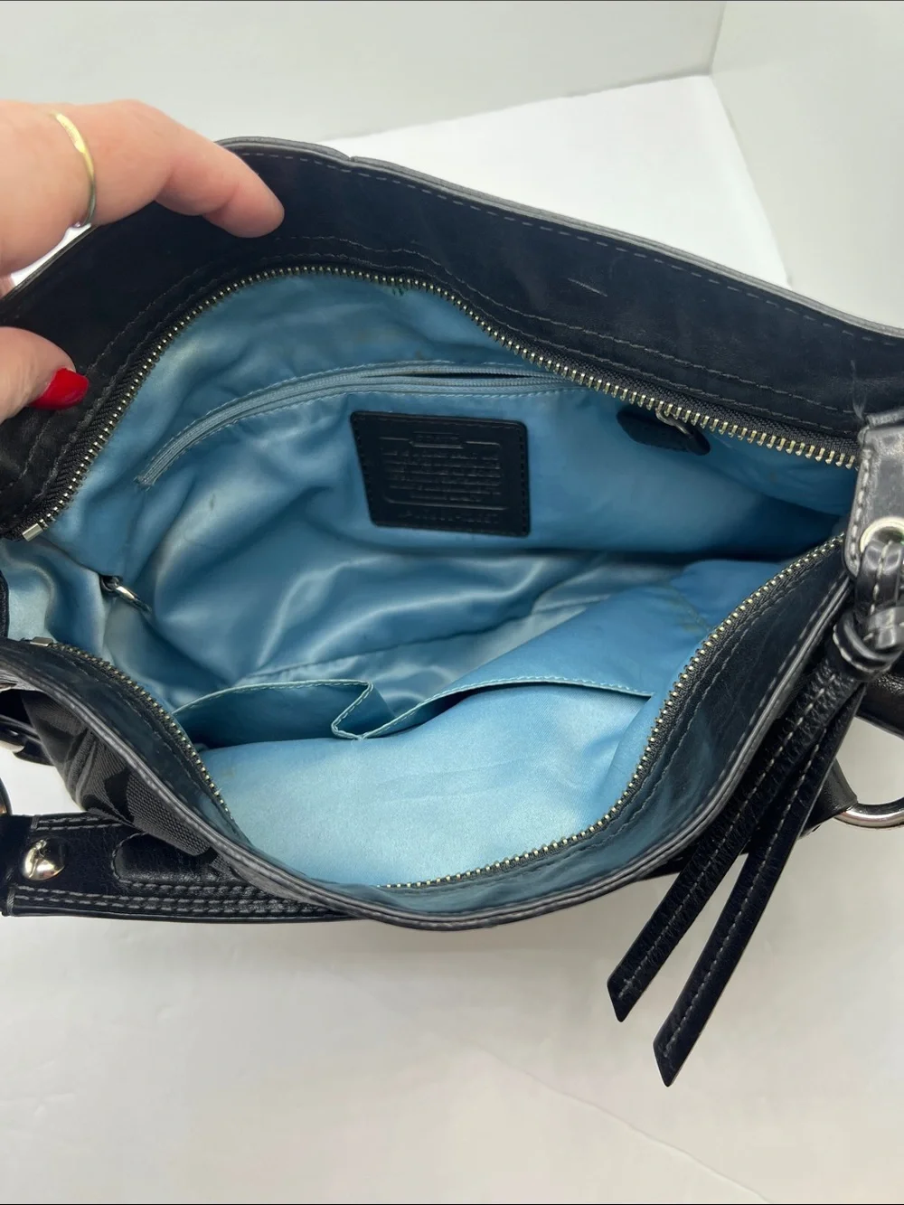 Coach Zoe Signature Hobo / Shoulder Bag in Black & Grey Signature Canvas -12657